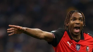 Kembalinya Bintang Baru: Jeremy Jacquet Siap Mengguncang Pramusim Liverpool!